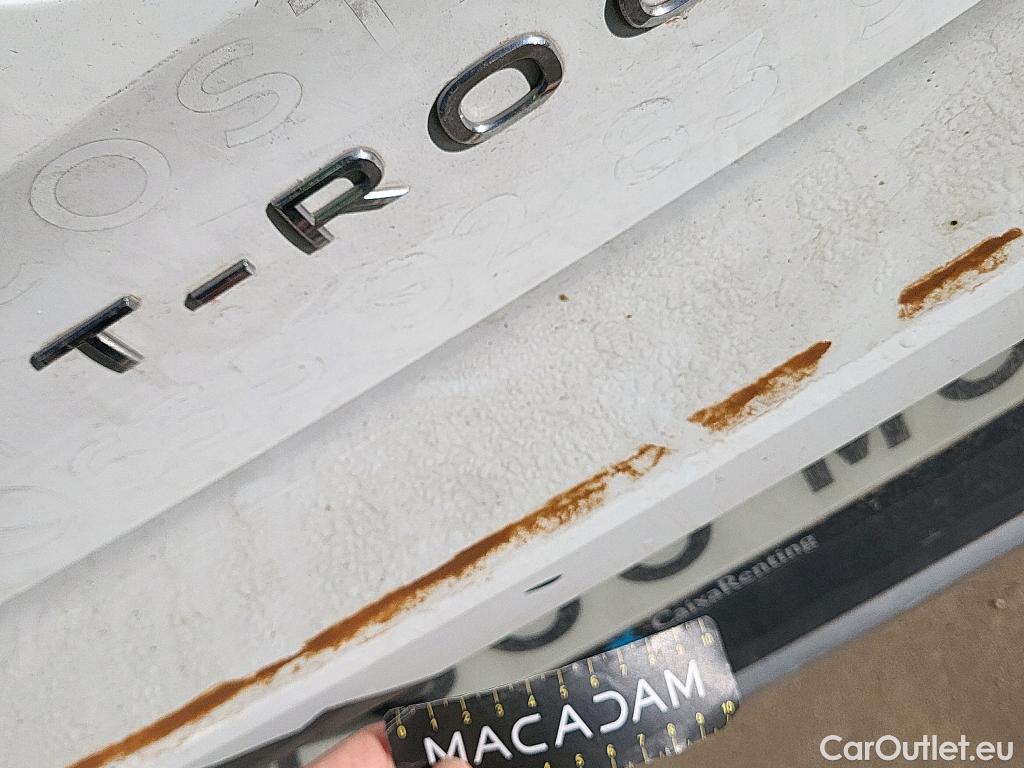  Volkswagen  T-ROC  Life 2.0 TDI 115CV MT6 E6d #25