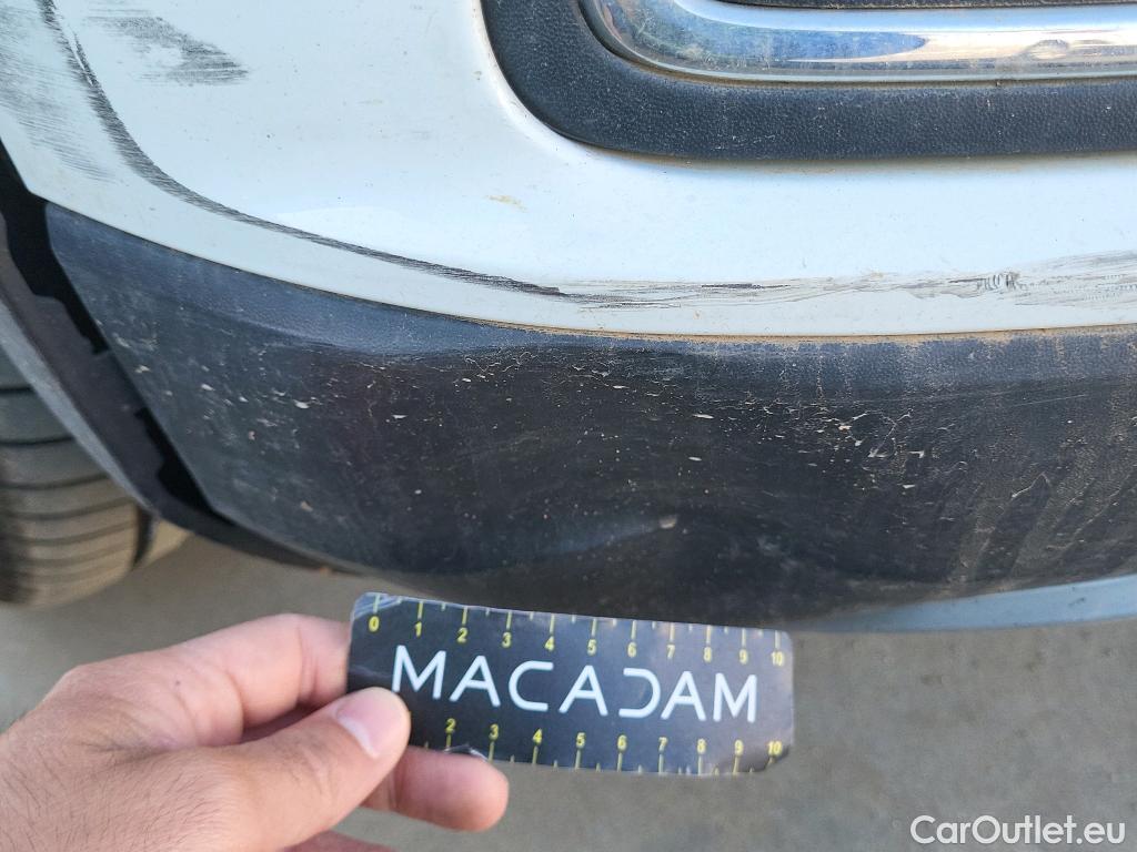  Volkswagen  T-ROC  Life 2.0 TDI 115CV MT6 E6d #13