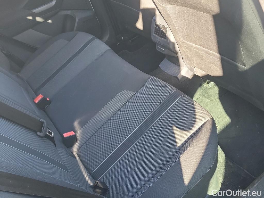  Volkswagen  T-ROC  Life 2.0 TDI 115CV MT6 E6d #28