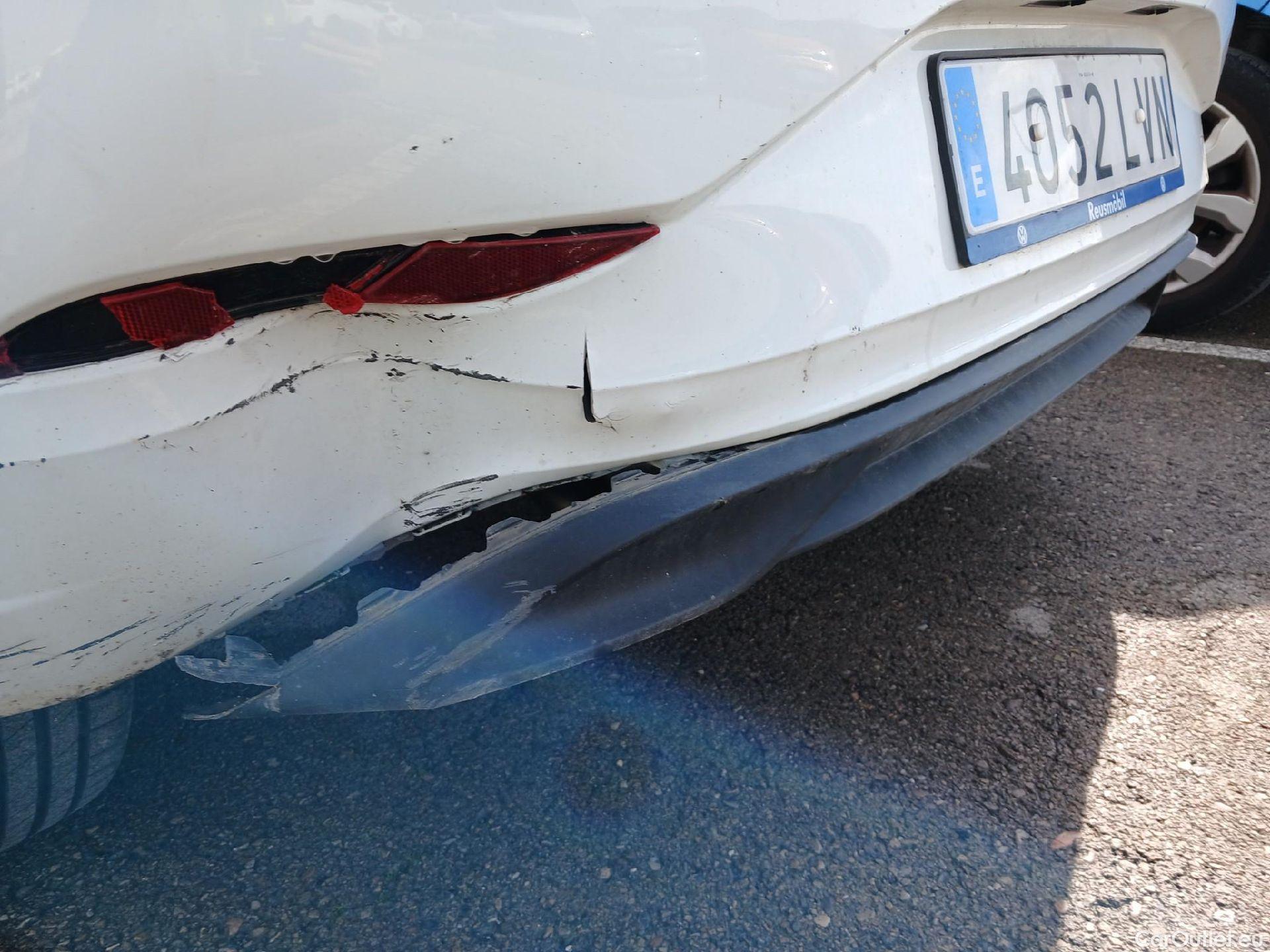  Volkswagen  Polo VOLKSWAGEN  / 2021 / 5P / berlina con portón Life 1.0 TSI 70kW (95CV) #8