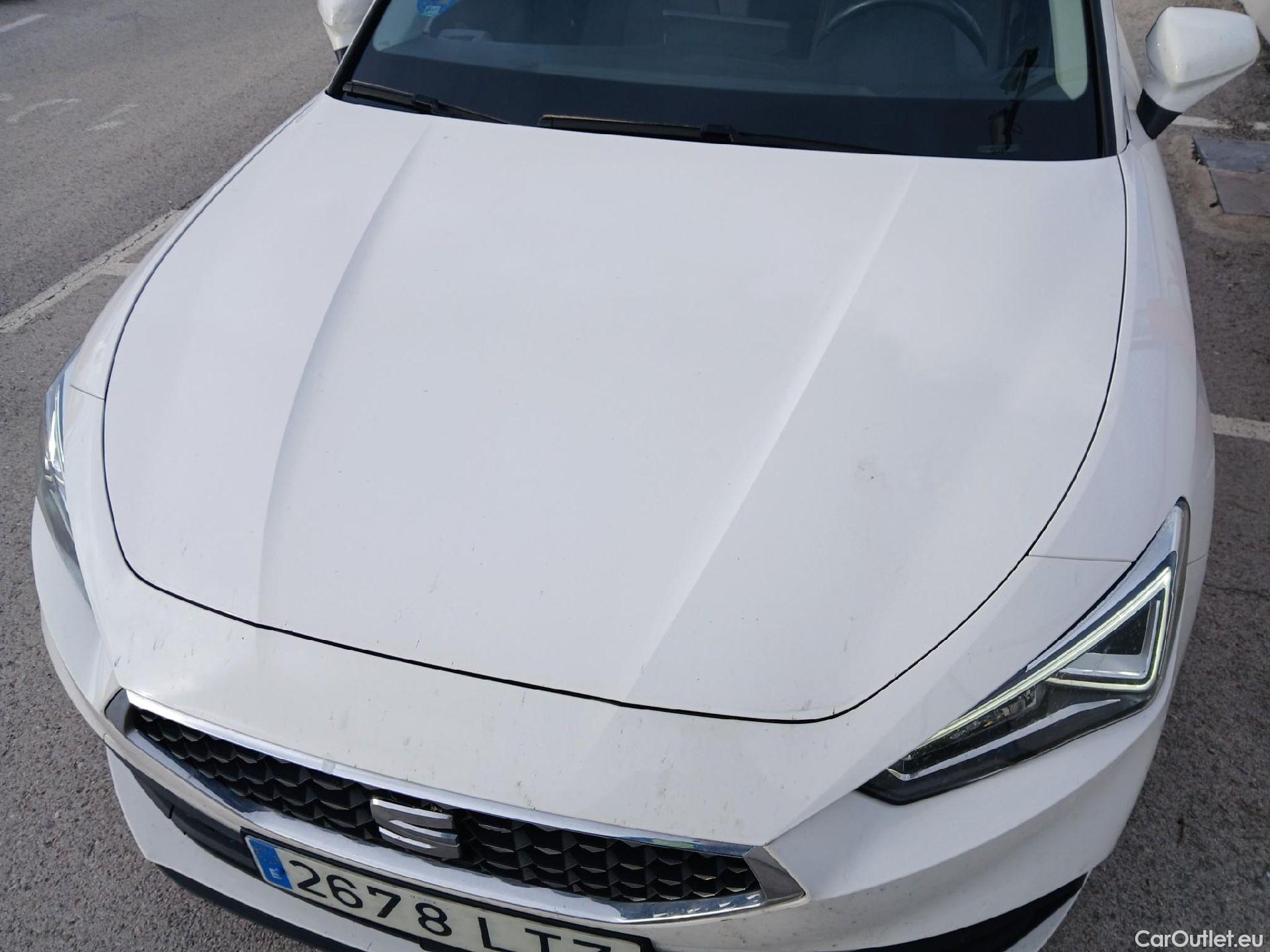  Seat  Leon SEAT Nuevo León / 2020 / 5P / familiar SP 1.4 e-Hybrid DSG S&S Xcellence Go L #10