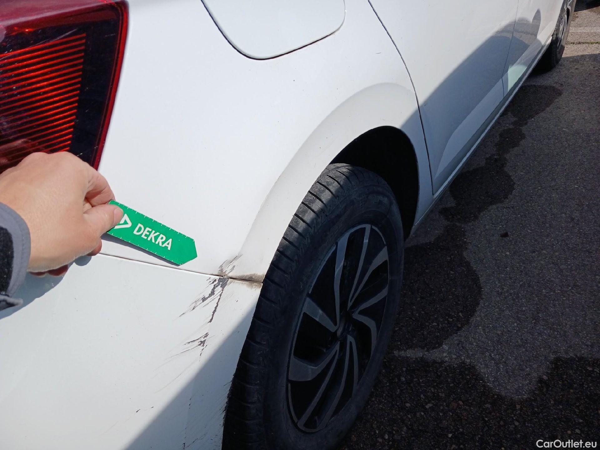  Volkswagen  Polo VOLKSWAGEN  / 2021 / 5P / berlina con portón Life 1.0 TSI 70kW (95CV) #12