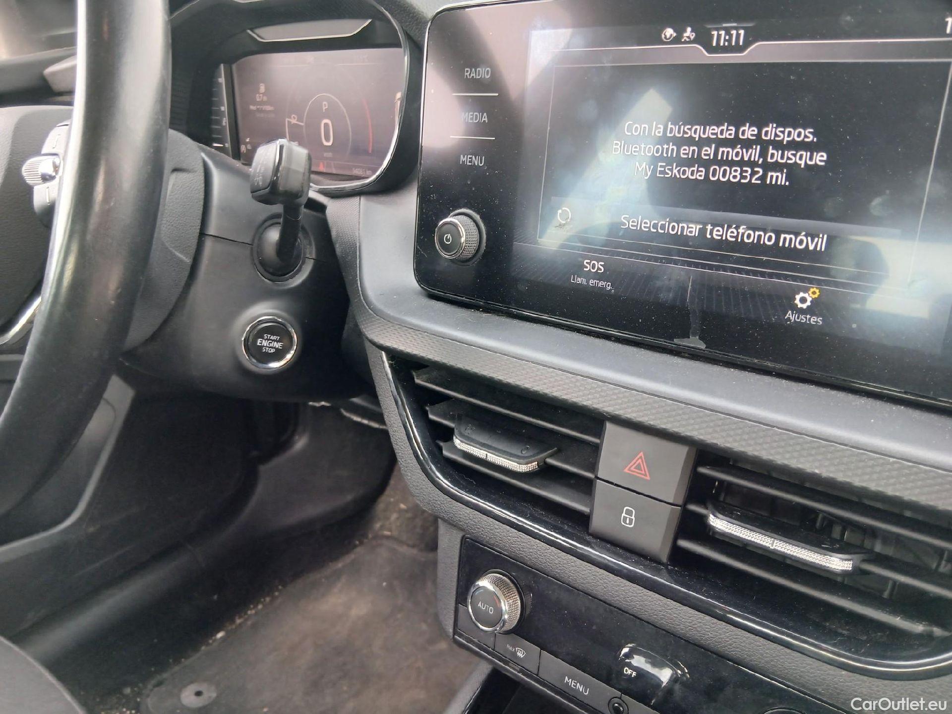  Skoda  KAMIQ SKODA  1.0 TSI 81kW (110CV) DSG Ambition #25