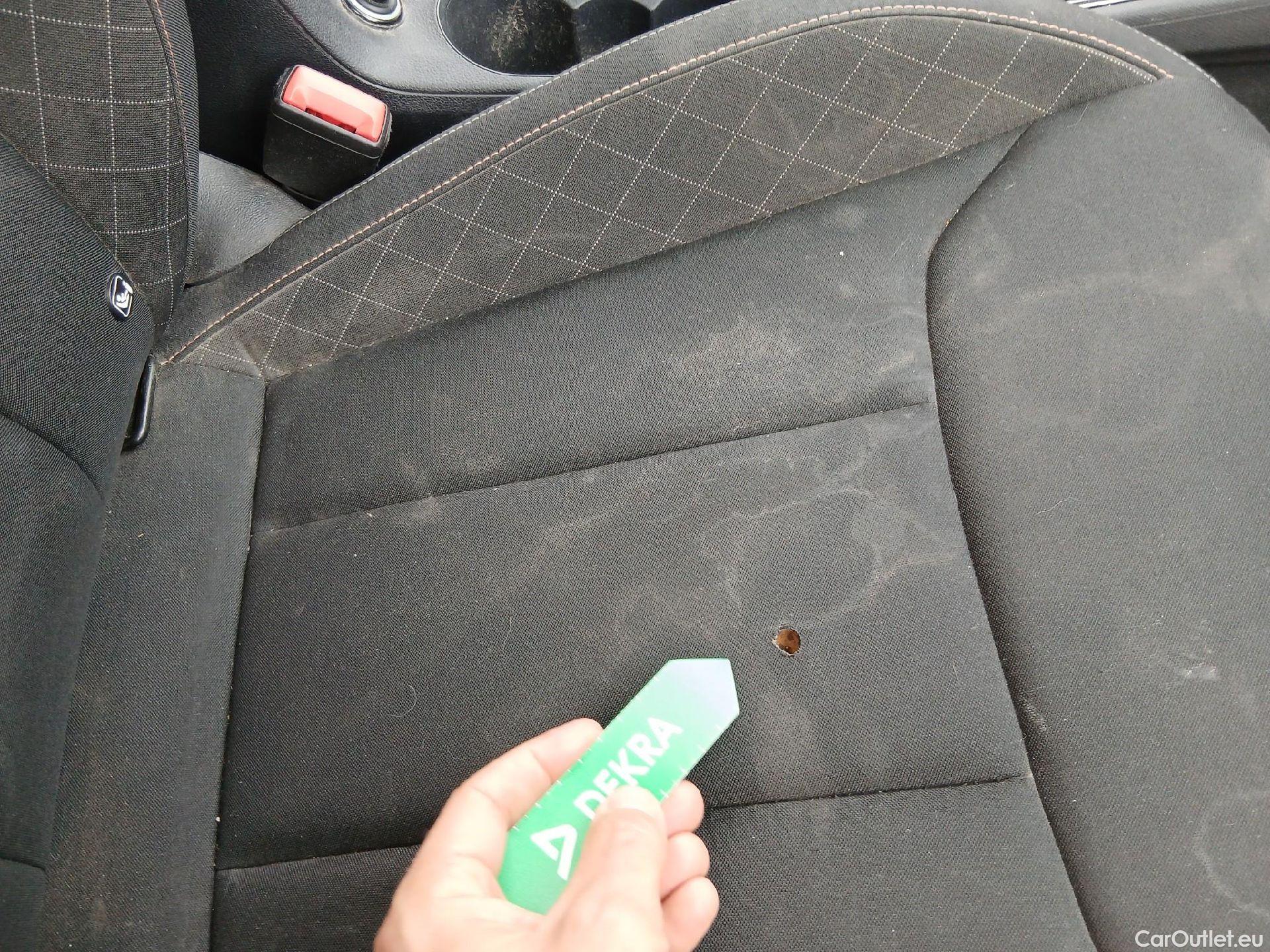  Skoda  KAMIQ SKODA  1.0 TSI 81kW (110CV) DSG Ambition #24