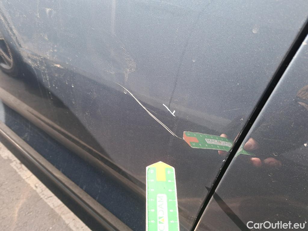  Volvo  XC60 VOLVO  / 2017 / 5P / todoterreno 2.0 T4 Business Plus Auto (CX) #12