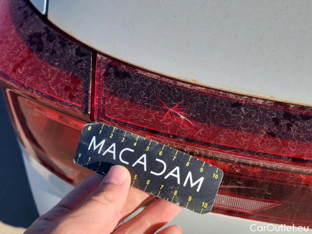  Volkswagen  T-ROC  Life 2.0 TDI 115CV MT6 E6d #4