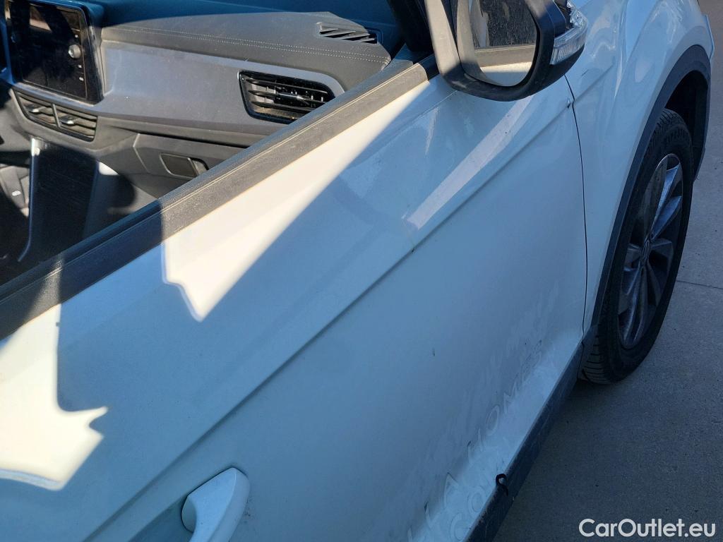  Volkswagen  T-ROC  Life 2.0 TDI 115CV MT6 E6d #10