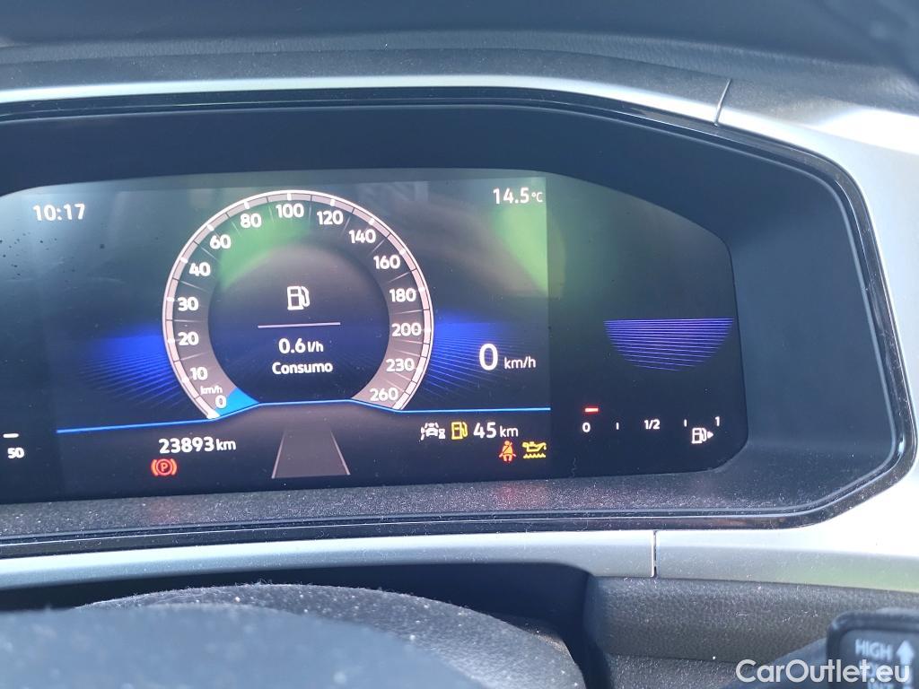  Volkswagen  T-ROC  Life 2.0 TDI 115CV MT6 E6d #31