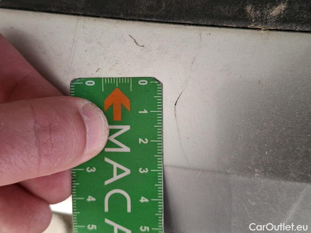  Peugeot  2008  Allure Business 1.5 HDi 130CV BVA8 E6d #25