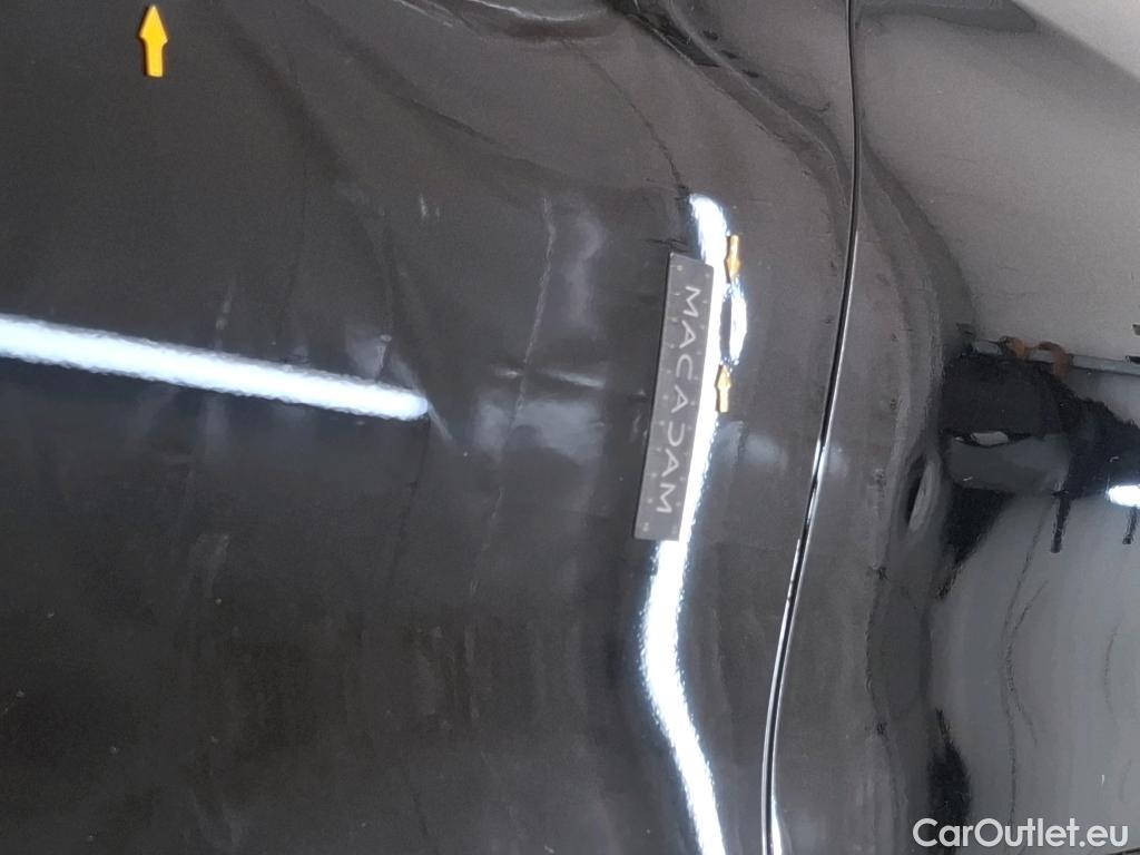  Mercedes  G-Klasee MERCEDES-BENZ GLC / 2019 / 5P / SUV GLC 300 e Business Line 4Matic #23