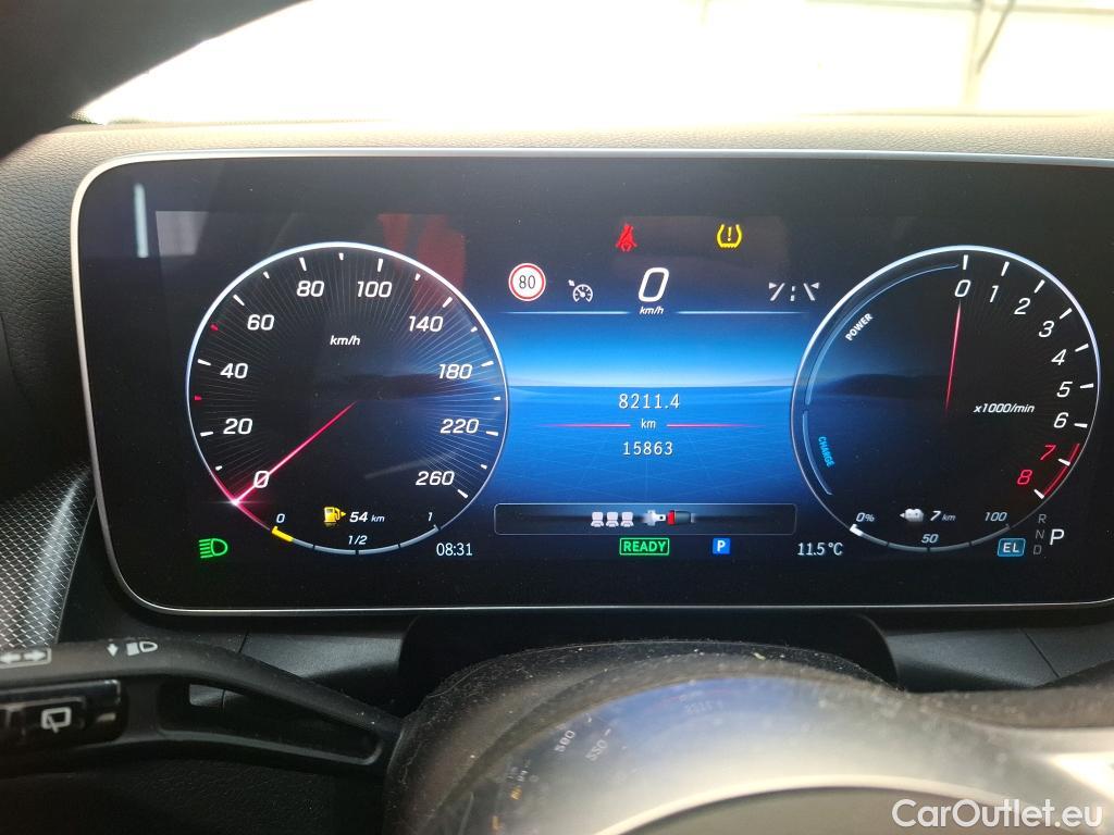  Mercedes  GLC MERCEDES-BENZ  / 2022 / 5P / SUV  300 e Business Line 4MATIC #24