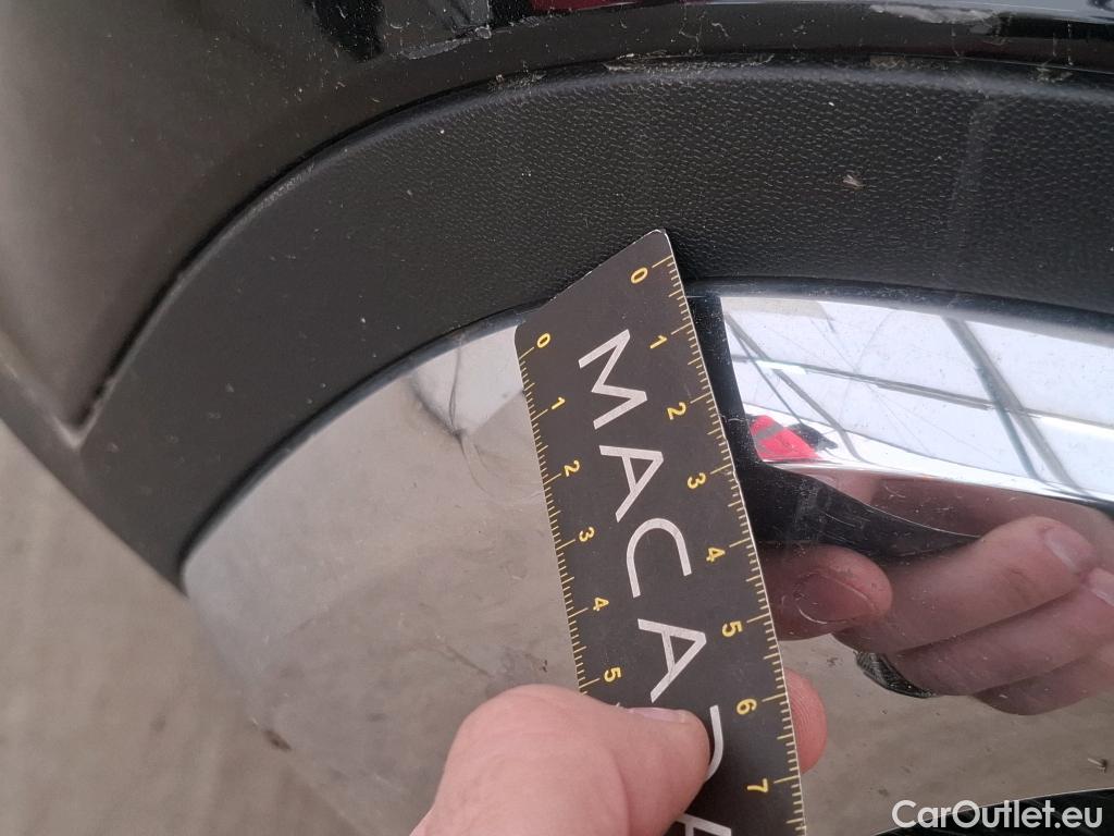  Mercedes  G-Klasee MERCEDES-BENZ GLC / 2019 / 5P / SUV GLC 300 e Business Line 4Matic #2