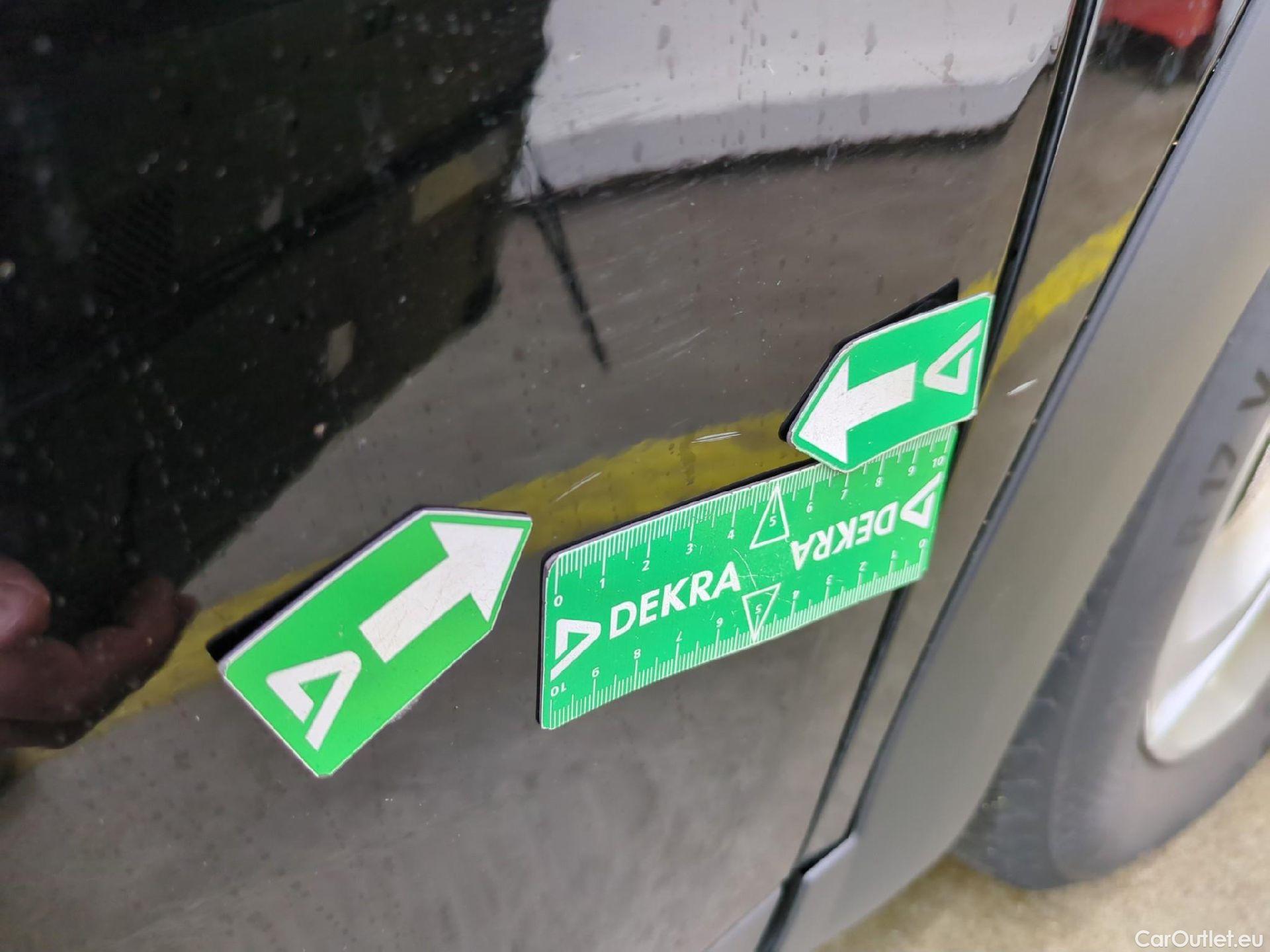  Citroen  C5 Aircross  Live 1.5 BlueHDi 130CV BVM6 E6d #23