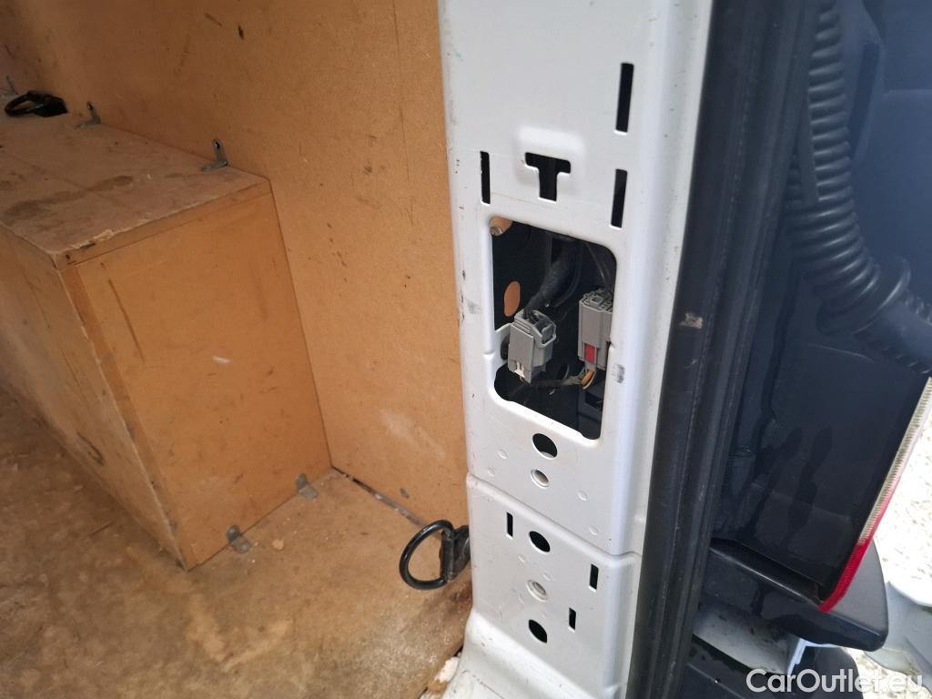  Ford  Transit  Fourgon 310 L3 Trend #38