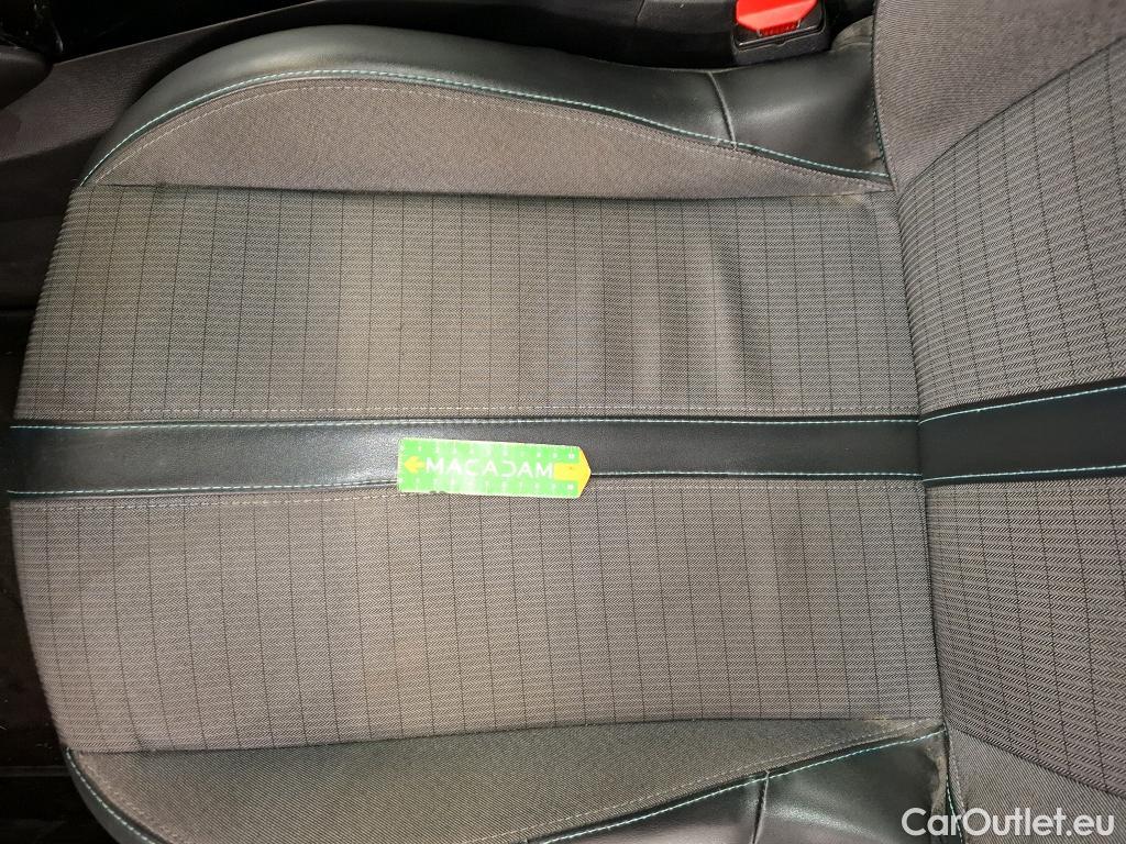  Peugeot  2008  Allure Business 1.5 HDi 130CV BVA8 E6d #46