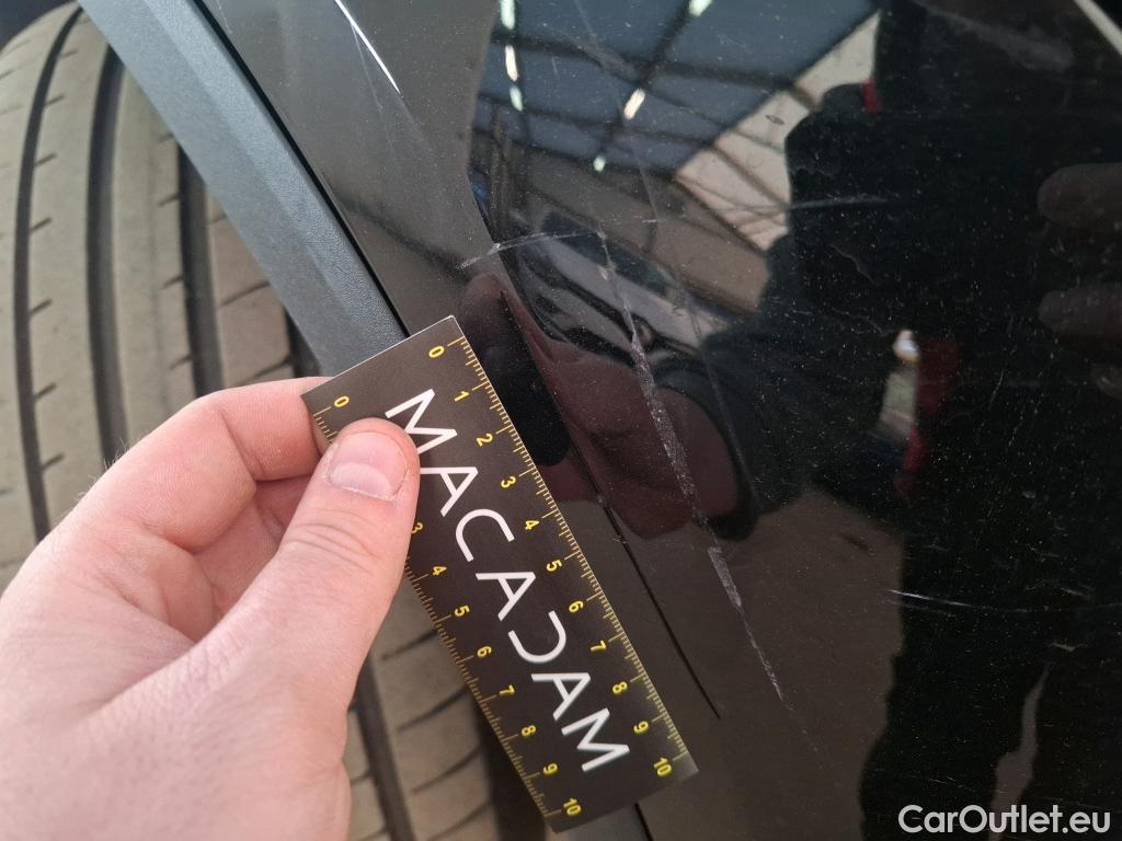  Mercedes  GLC MERCEDES-BENZ  / 2022 / 5P / SUV  300 e Business Line 4MATIC #11