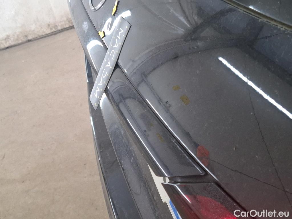  Mercedes  GLC MERCEDES-BENZ  / 2022 / 5P / SUV  300 e Business Line 4MATIC #23