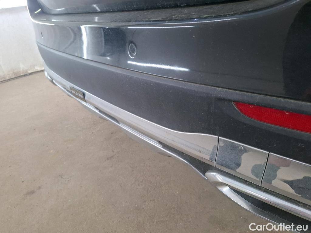  Mercedes  GLC MERCEDES-BENZ  / 2022 / 5P / SUV  300 e Business Line 4MATIC #25