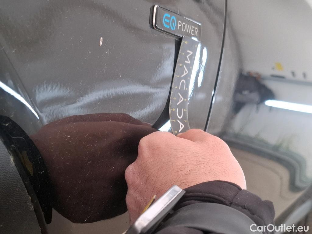  Mercedes  G-Klasee MERCEDES-BENZ GLC / 2019 / 5P / SUV GLC 300 e Business Line 4Matic #26