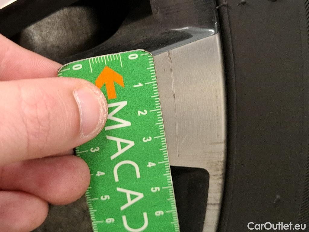  Peugeot  2008  Allure Business 1.5 HDi 130CV BVA8 E6d #57