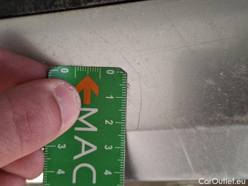  Peugeot  2008  Allure Business 1.5 HDi 130CV BVA8 E6d #26