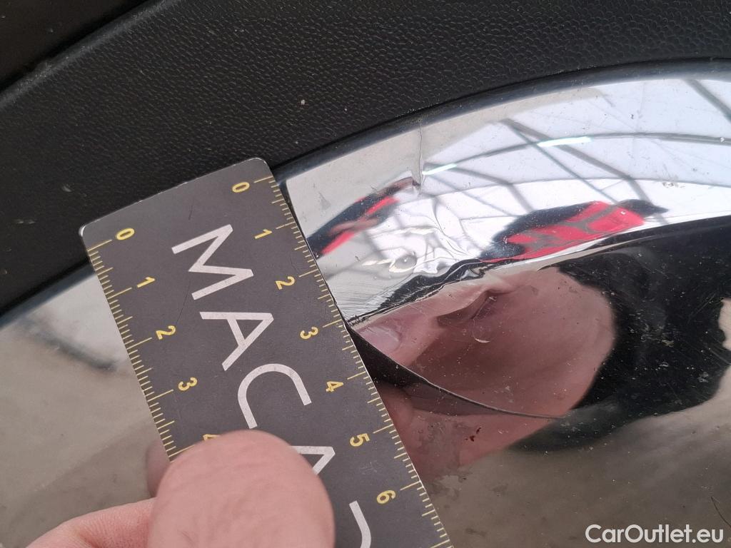  Mercedes  G-Klasee MERCEDES-BENZ GLC / 2019 / 5P / SUV GLC 300 e Business Line 4Matic #3