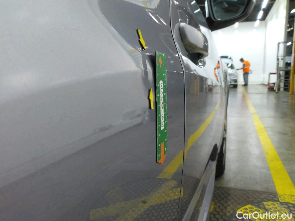  Peugeot  208  Active Business 1.5 HDi 100CV BVM6 E6d #29