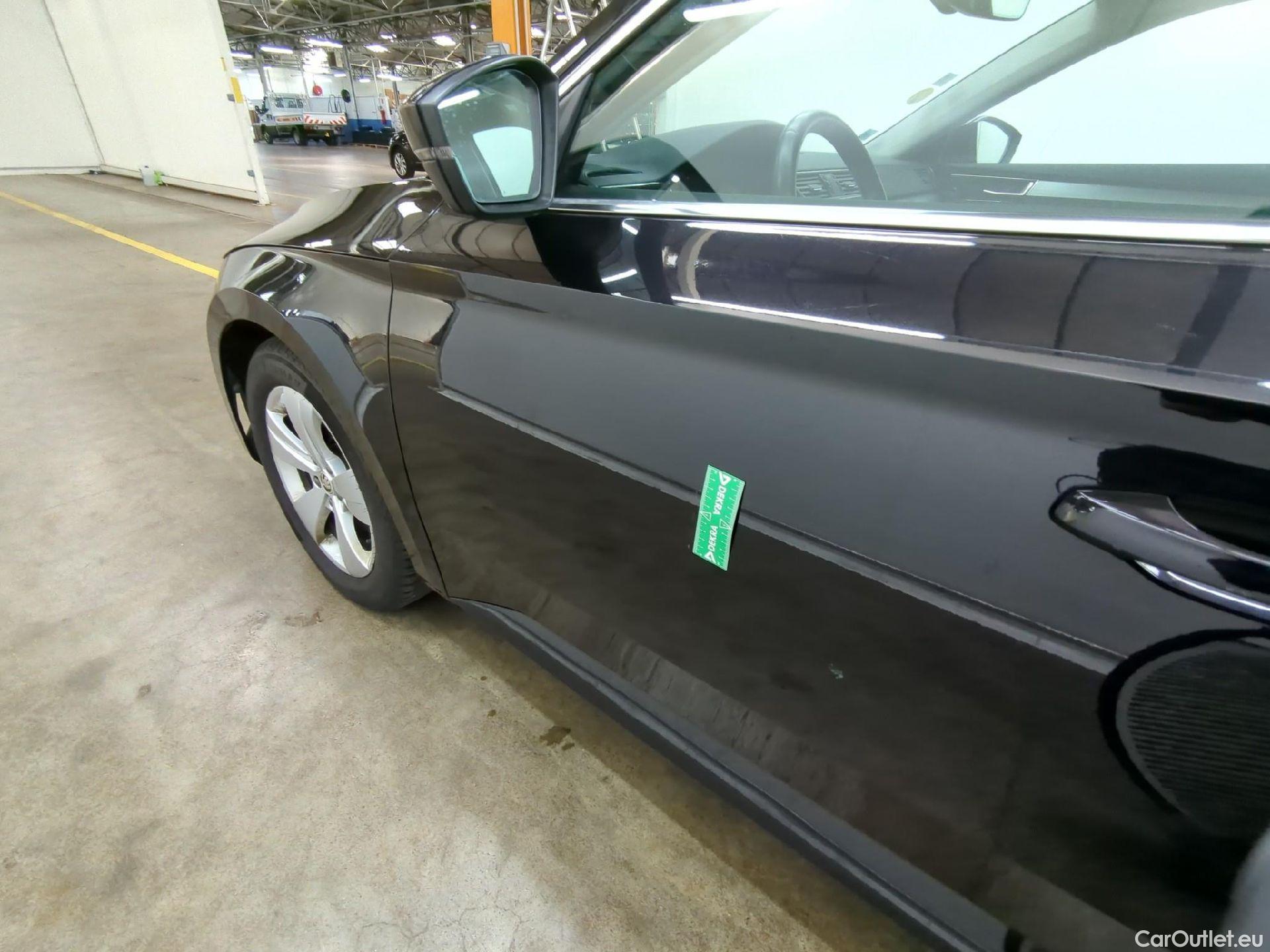  Skoda  Superb  Break Business 2.0 TDI 120CV BVA7 E6d #22