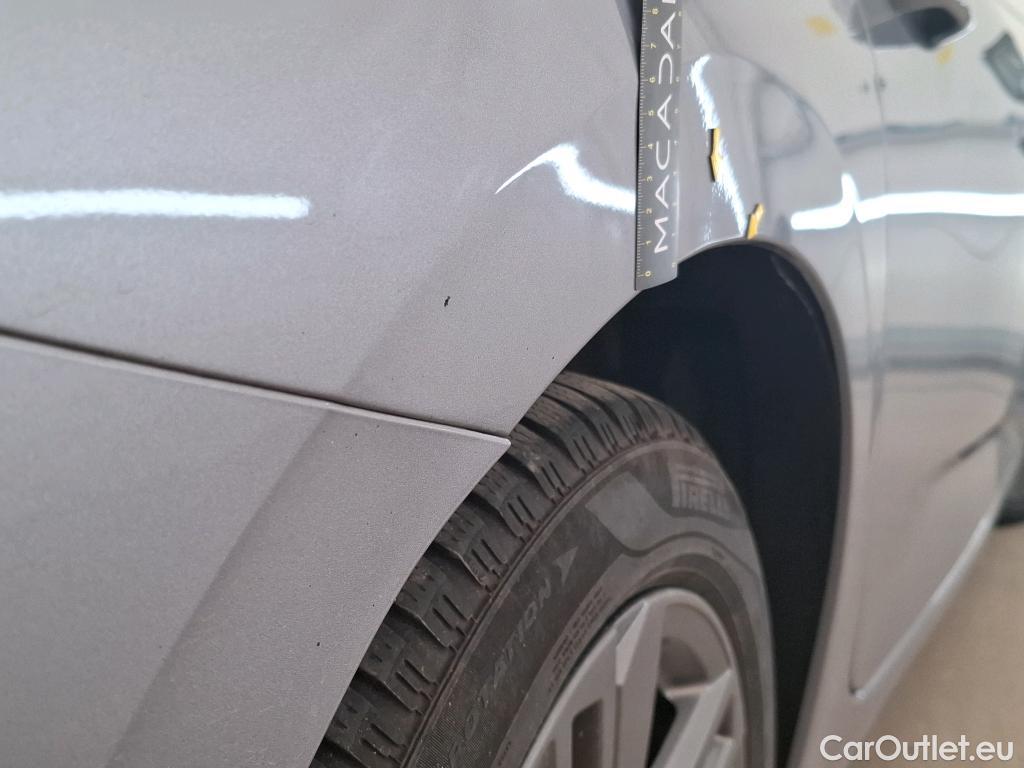  Peugeot  308  SW Active Pack 1.5 HDi 130CV BVA8 E6d #40