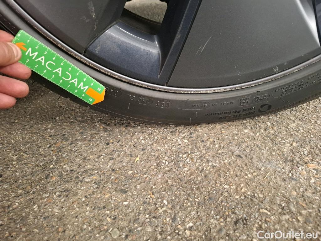  Tesla  Model 3 TESLA  / 2018 / 4P / Berline Propulsion #18