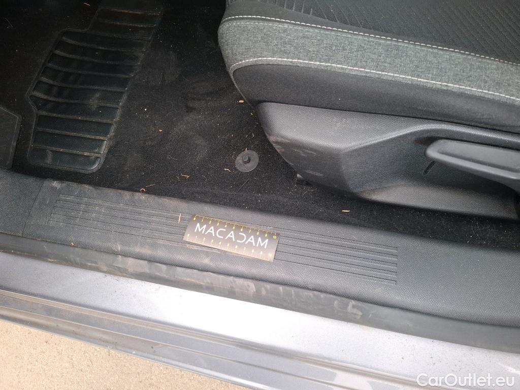  Peugeot  308  SW Active Pack 1.5 HDi 130CV BVA8 E6d #31