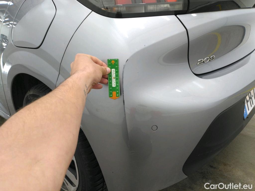  Peugeot  208  Active Business 1.5 HDi 100CV BVM6 E6d #15