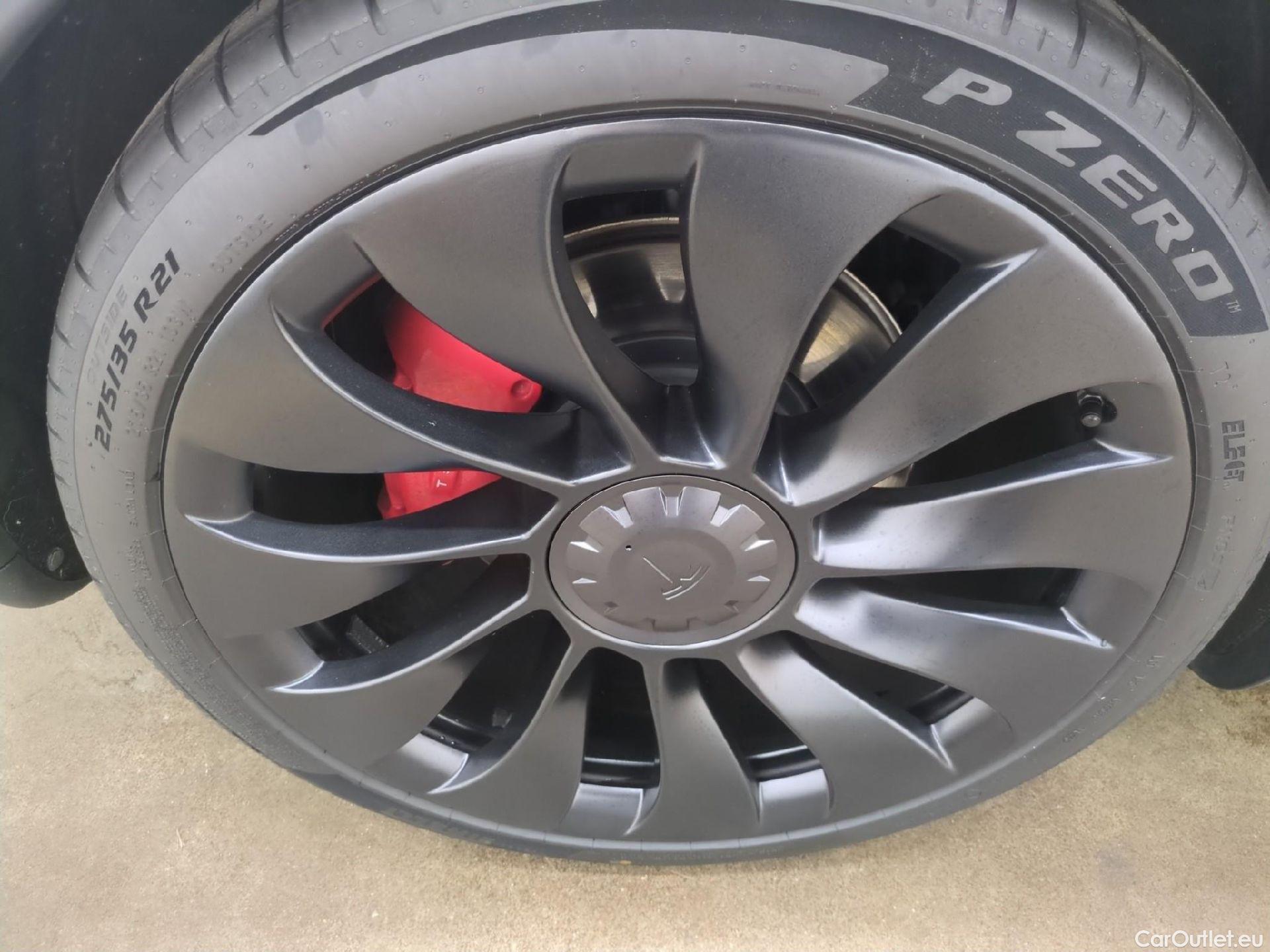  Tesla  Model Y TESLA  / 2020 / 5P / SUV Performance Dual-Motor AWD #4