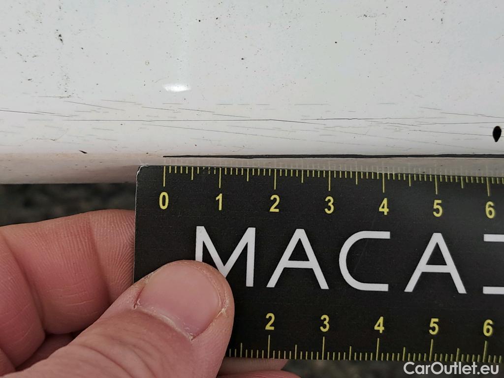  Toyota  Yaris TOYOTA  Hybride / 2019 / 5P / Berline Hybride 116h Dynamic Business Beyond Zer #18