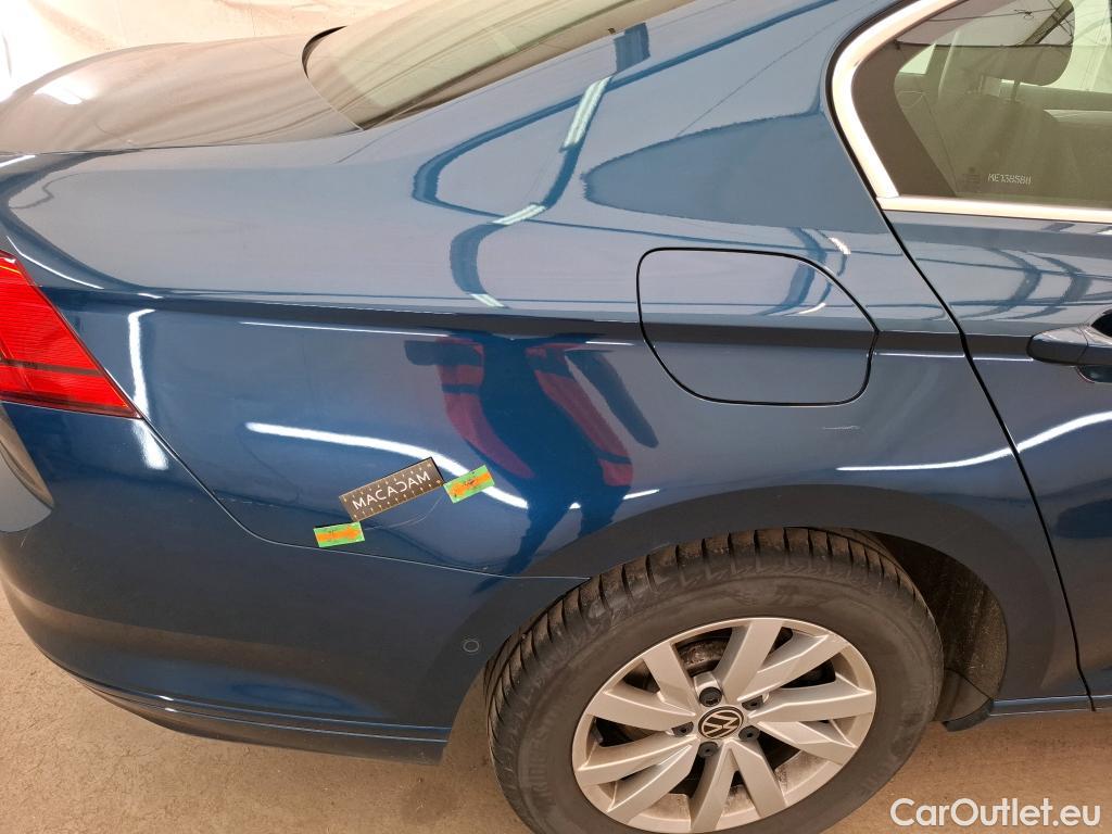  Volkswagen  Passat  Berline Business 2.0 TDI 150CV BVA7 E6d #16