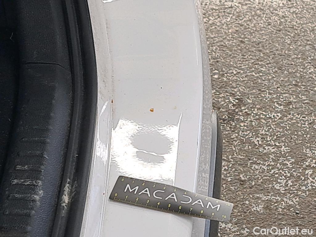  Toyota  Yaris TOYOTA  Hybride / 2019 / 5P / Berline Hybride 116h Dynamic Business Beyond Zer #7