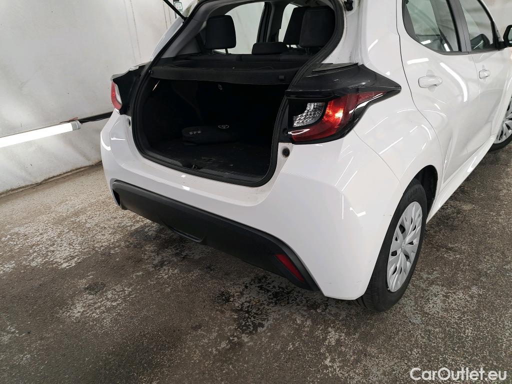  Toyota  Yaris TOYOTA  Hybride / 2019 / 5P / Berline Hybride 116h Dynamic Business Beyond Zer #3