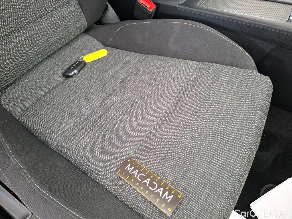  Volkswagen  Passat  Berline Business 2.0 TDI 150CV BVA7 E6d #46