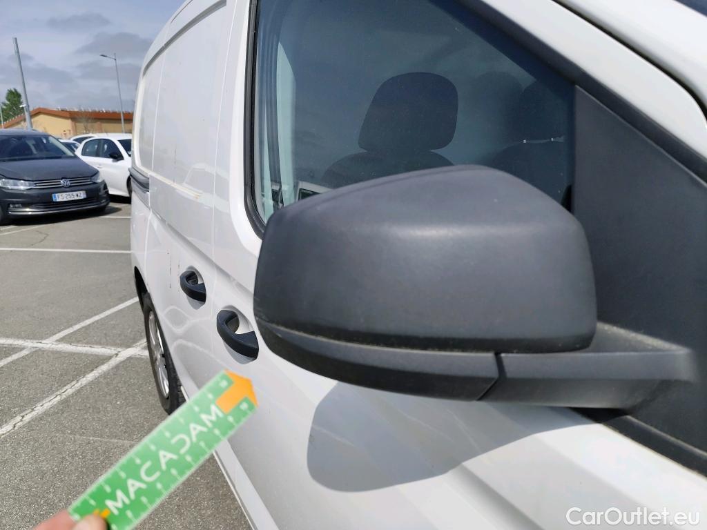  Volkswagen  Caddy VOLKSWAGEN  Cargo / 2020 / 4P / Fourgonnette 2.0 TDI 75ch Business #17