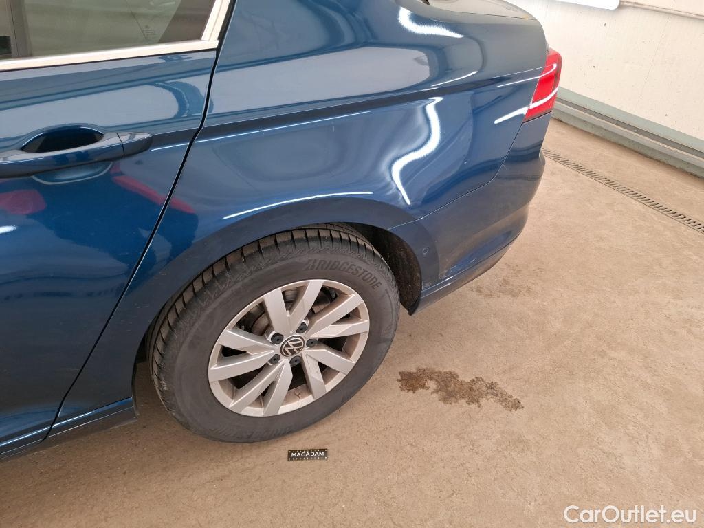  Volkswagen  Passat  Berline Business 2.0 TDI 150CV BVA7 E6d #56