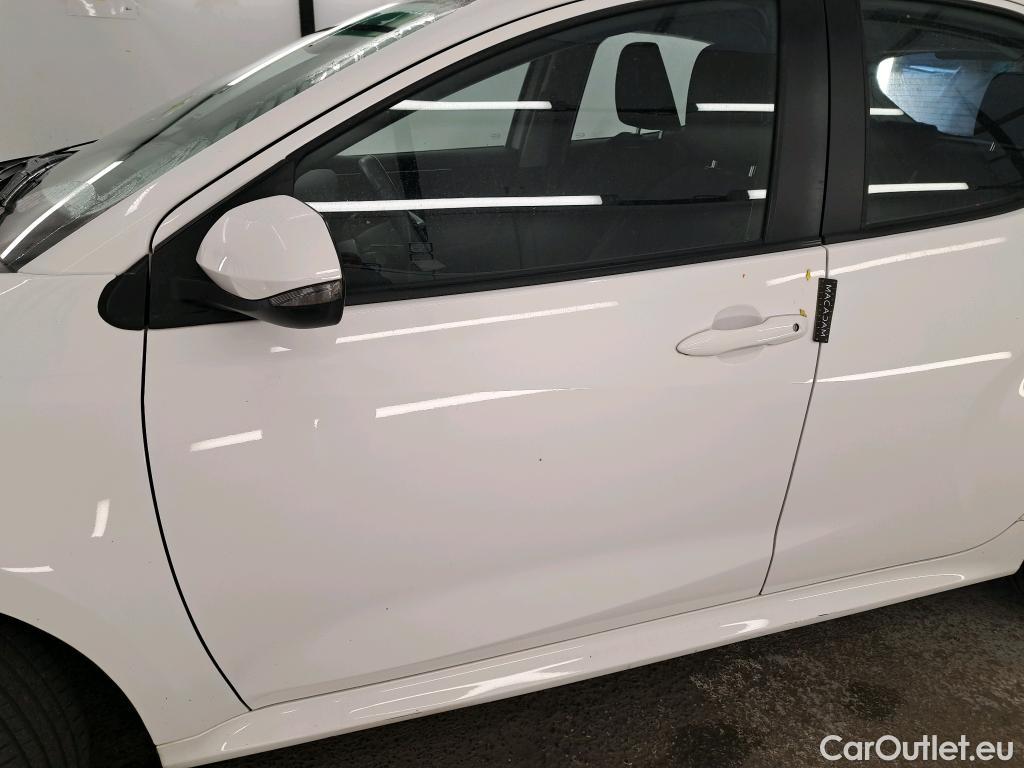  Toyota  Yaris TOYOTA  Hybride / 2019 / 5P / Berline Hybride 116h Dynamic Business Beyond Zer #8