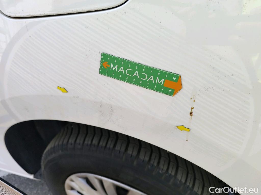  Volkswagen  Caddy VOLKSWAGEN  Cargo / 2020 / 4P / Fourgonnette 2.0 TDI 75ch Business #2