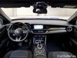  Alfa Romeo   STELVIO ALFA ROMEO / 2017 / 5P / SUV 2.2 TD 190 CV SUPER BUSINESS AT8 Q4 #3