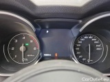  Alfa Romeo   STELVIO ALFA ROMEO / 2017 / 5P / SUV 2.2 TD 190 CV SUPER BUSINESS AT8 Q4 #4