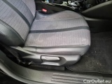  Peugeot  2008 PEUGEOT  / 2019 / 5P / CROSSOVER BLUEHDI 130 EAT8 ALLURE S/S AUT. #14