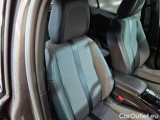  Peugeot  2008 PEUGEOT  / 2019 / 5P / CROSSOVER BLUEHDI 130 EAT8 ALLURE PACK S/S AUT. #13