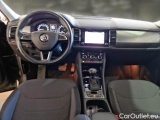  Skoda  Kodiaq SKODA  / 2016 / 5P / SUV 2.0 TDI SCR EXECUTIVE DSG 4WD #3