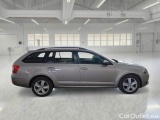  Skoda  Octavia SKODA  / 2016 / 5P / STATION WAGON 2.0 TDI EXECUTIVE DSG 4WD #7