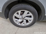 Volkswagen  Tiguan VOLKSWAGEN  / 2020 / 5P / SUV 1.5 TSI ACT ELEGANCE DSG #72
