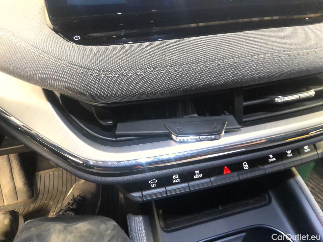  Skoda  ENYAQ  iV80 5d #1